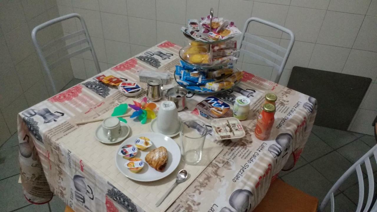 A Casa Di Arturo Bed & Breakfast Napoli Dış mekan fotoğraf