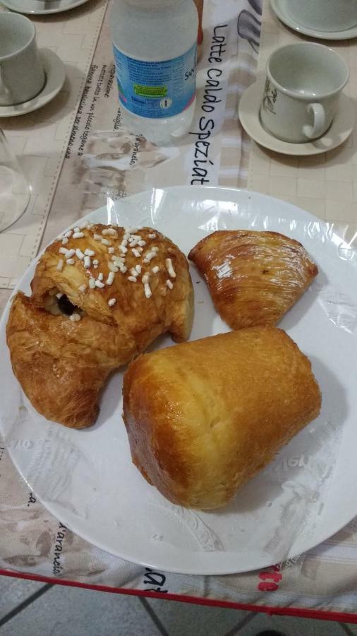 A Casa Di Arturo Bed & Breakfast Napoli Dış mekan fotoğraf