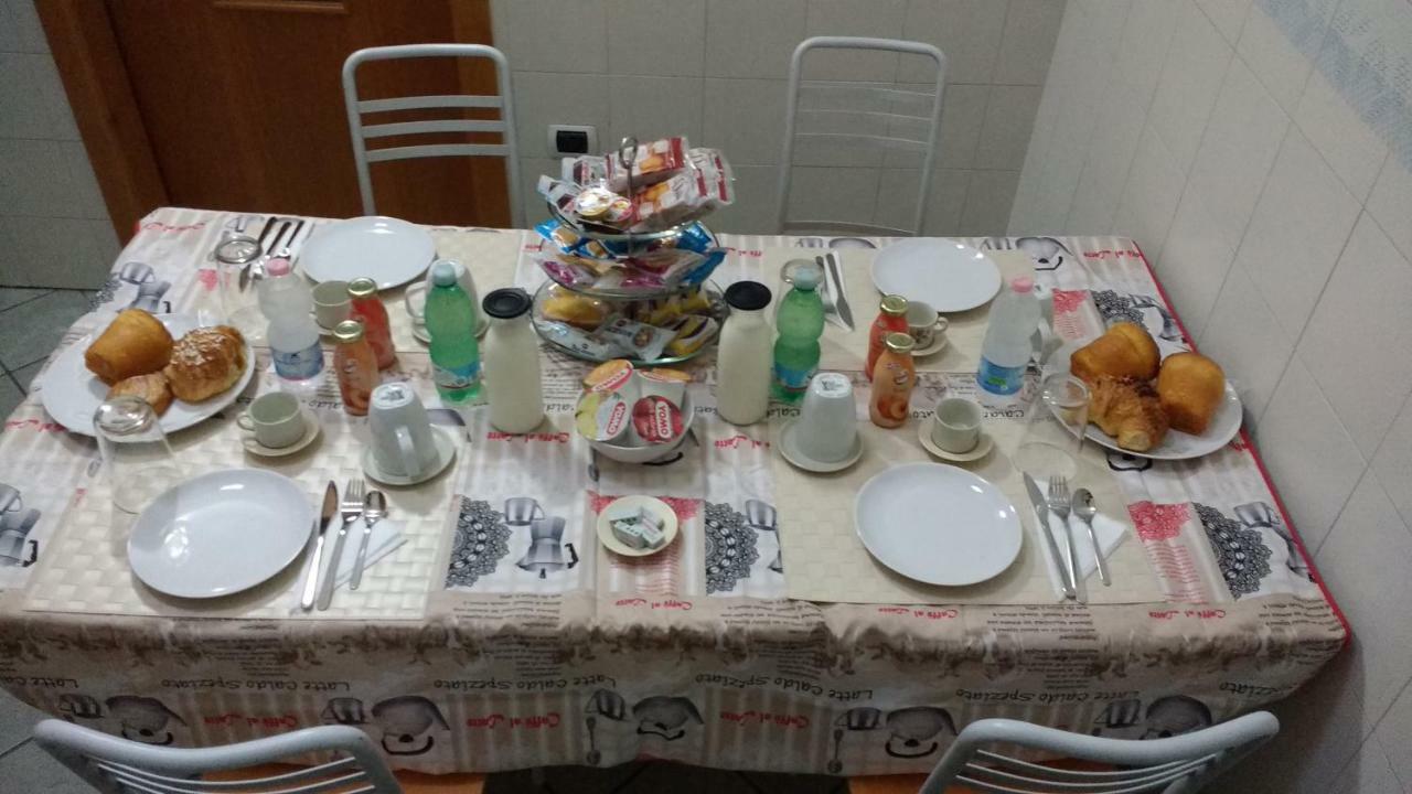 A Casa Di Arturo Bed & Breakfast Napoli Dış mekan fotoğraf