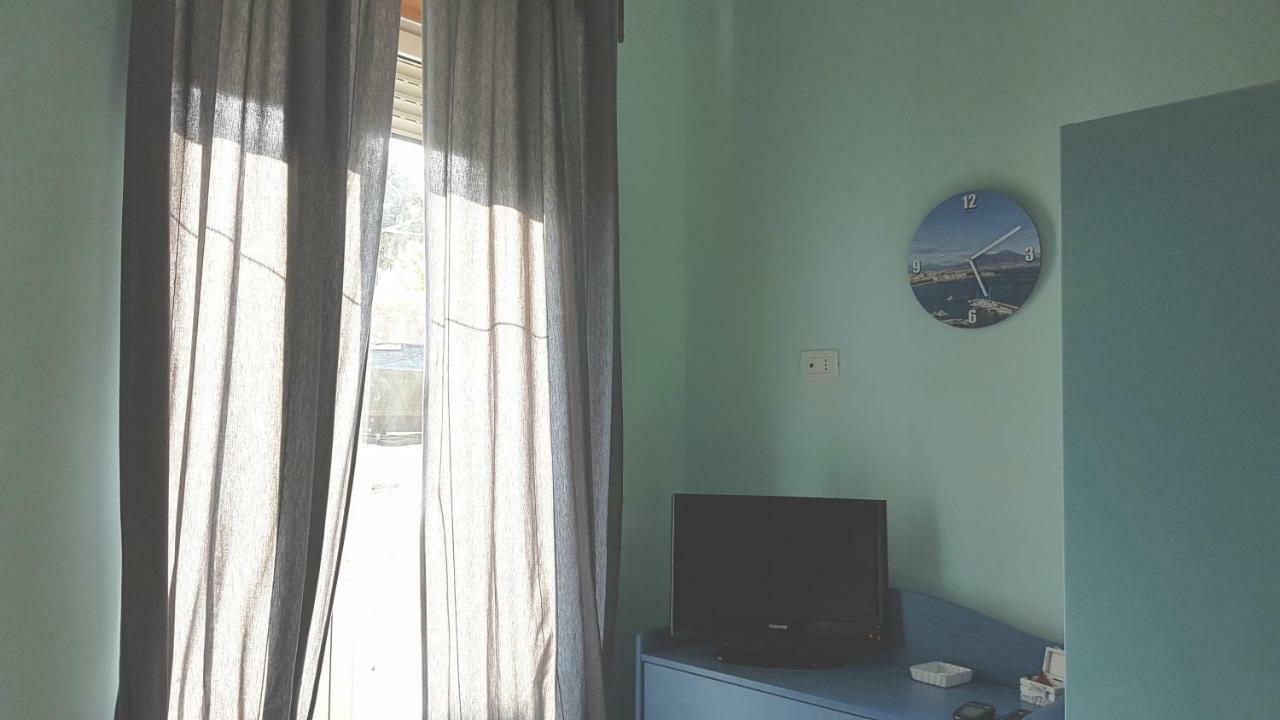 A Casa Di Arturo Bed & Breakfast Napoli Dış mekan fotoğraf
